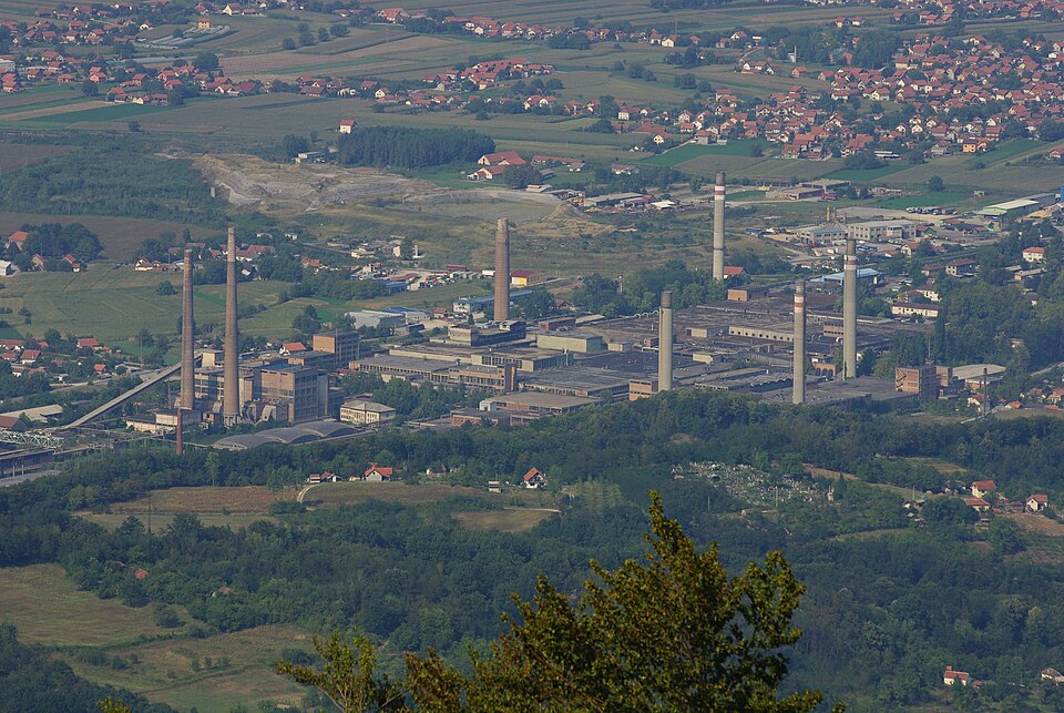 File:Viskoza factory.JPG