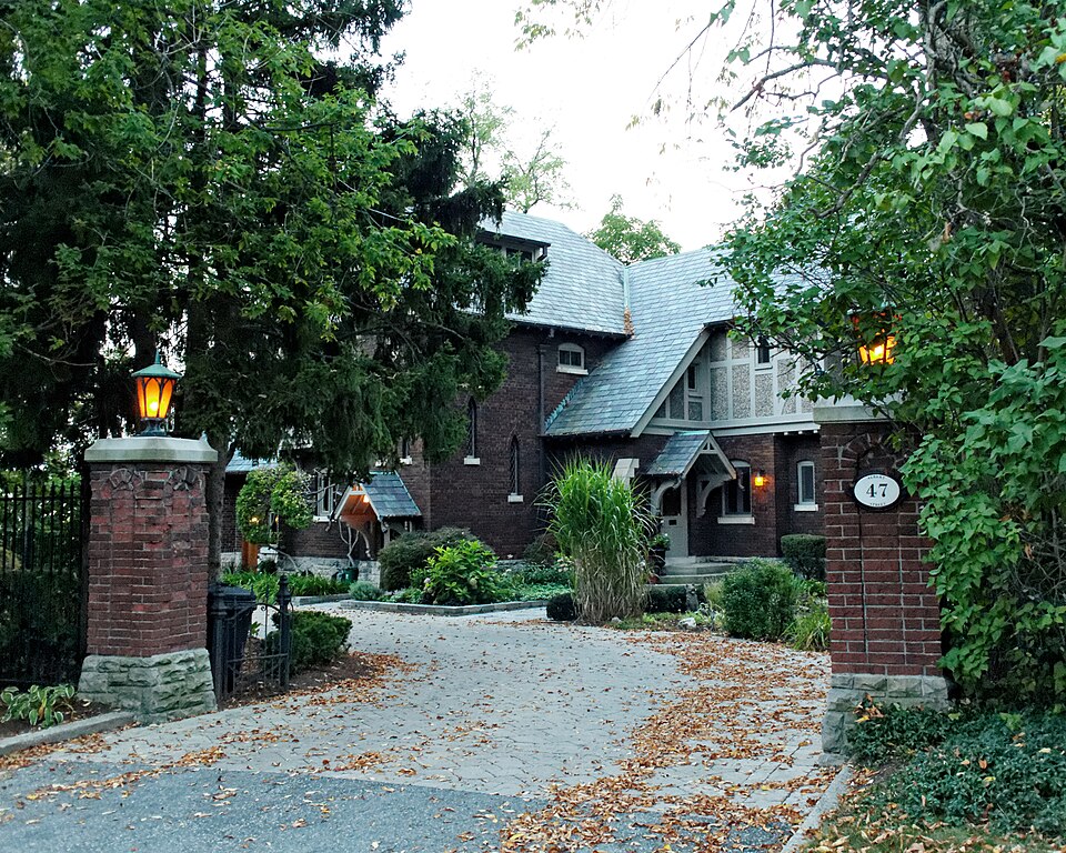 File:Bahnsen-Bierstock-Marsland House.jpg