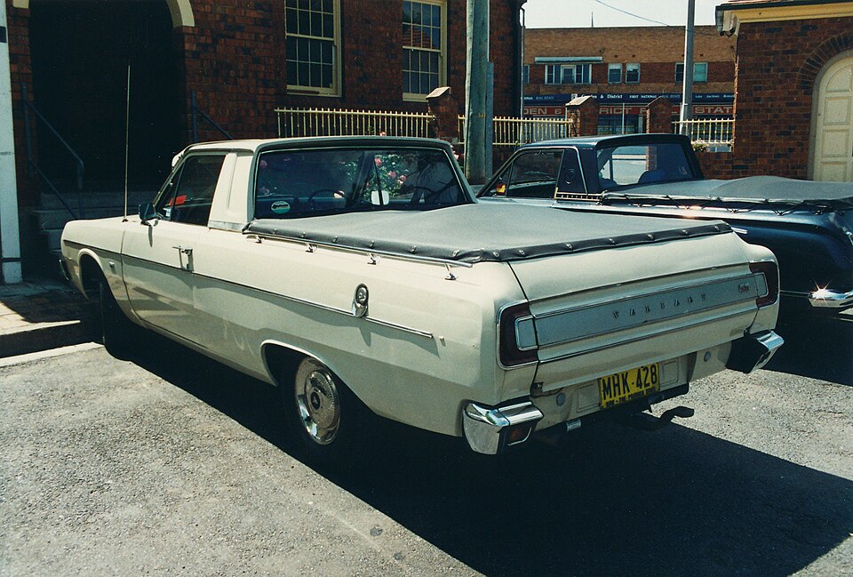 File:Chrysler Valiant VG Ute (16238619650).jpg