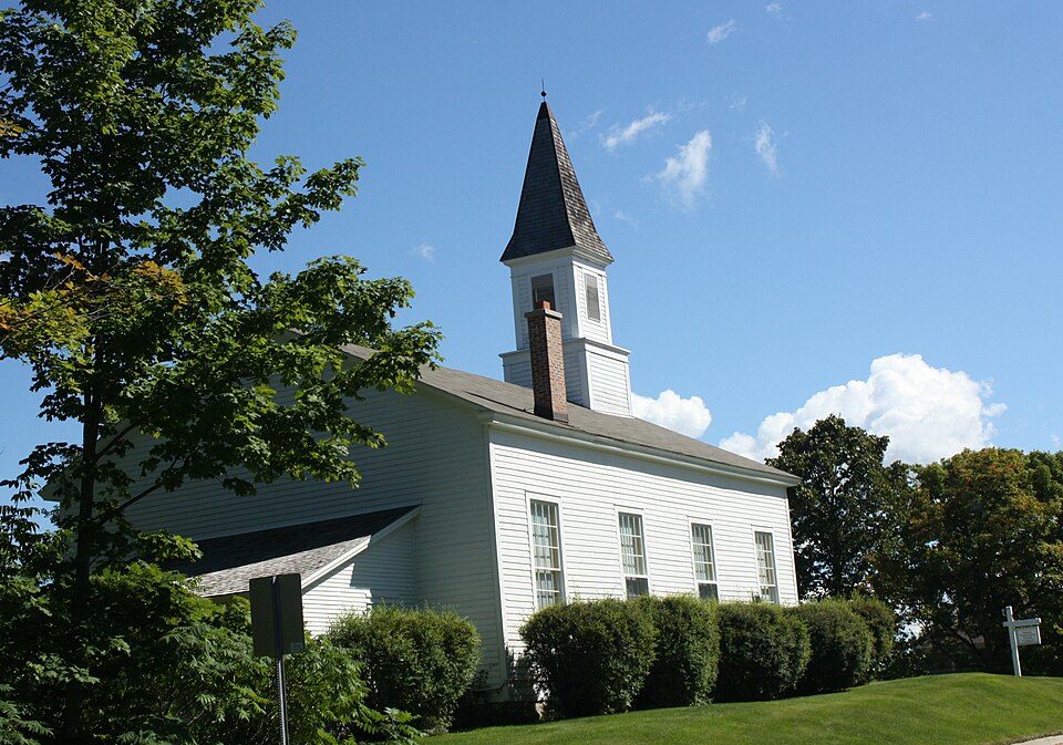 File:Grove Hill New Mission Church 2011.jpg