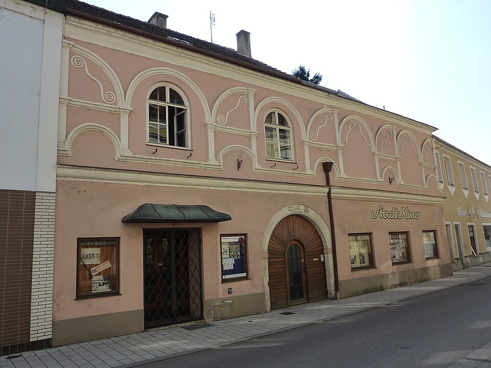 File:Herzogenburg Herrengasse 5.jpg