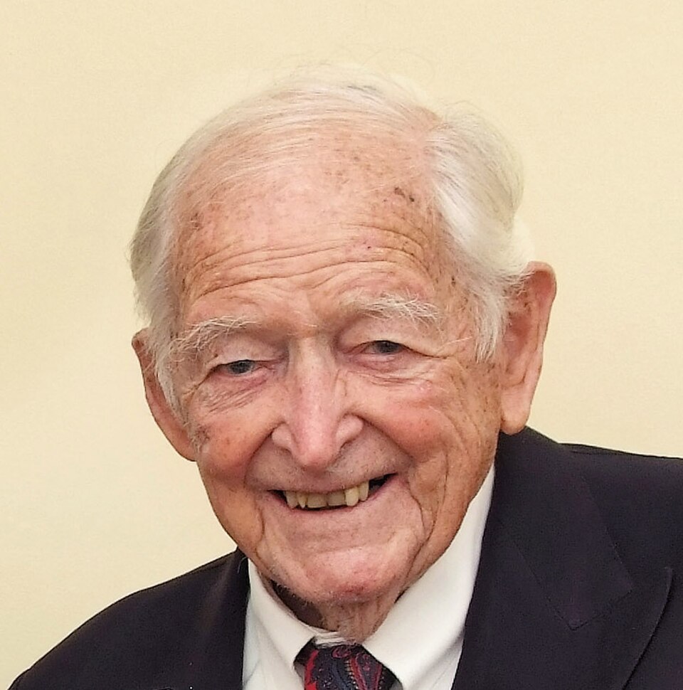 File:Mike Hoare 2018.jpg