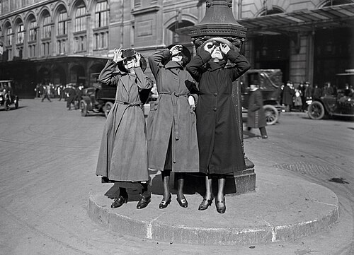 Looking for more women to help bridge the Gender Gap in Wikimedia!