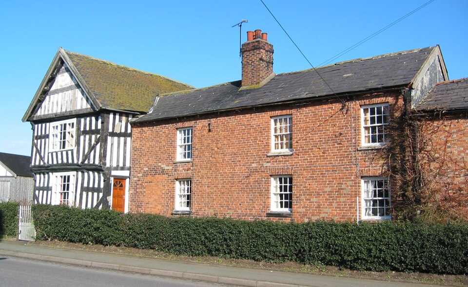 File:Aston House Farm.jpg
