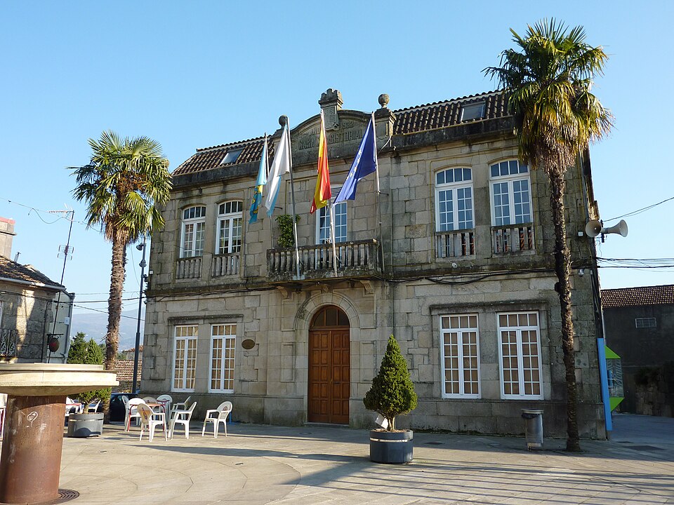 File:Concello de Arbo.JPG