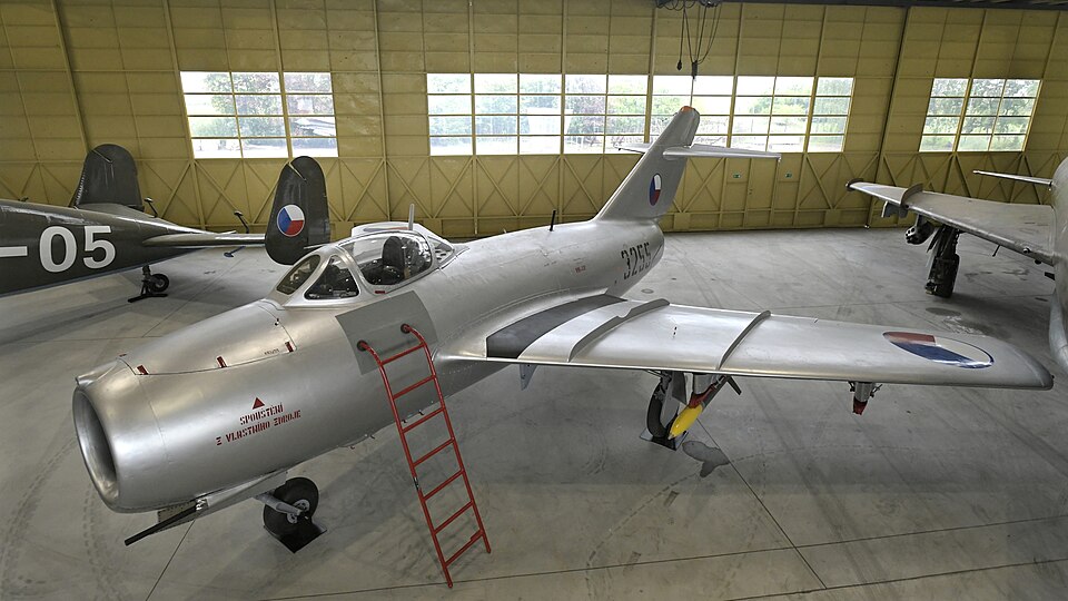 File:Letadlo MiG-15bis SB (3255).jpg