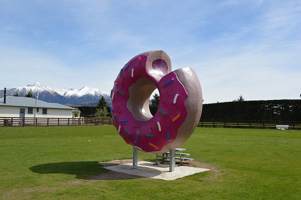 File:Springfield NZ Donut 002.JPG
