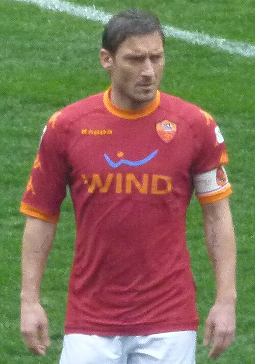 File:Totti 2011 crop.jpg