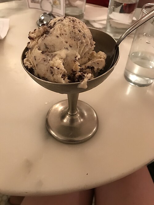 File:Aglamesis ice cream.jpg