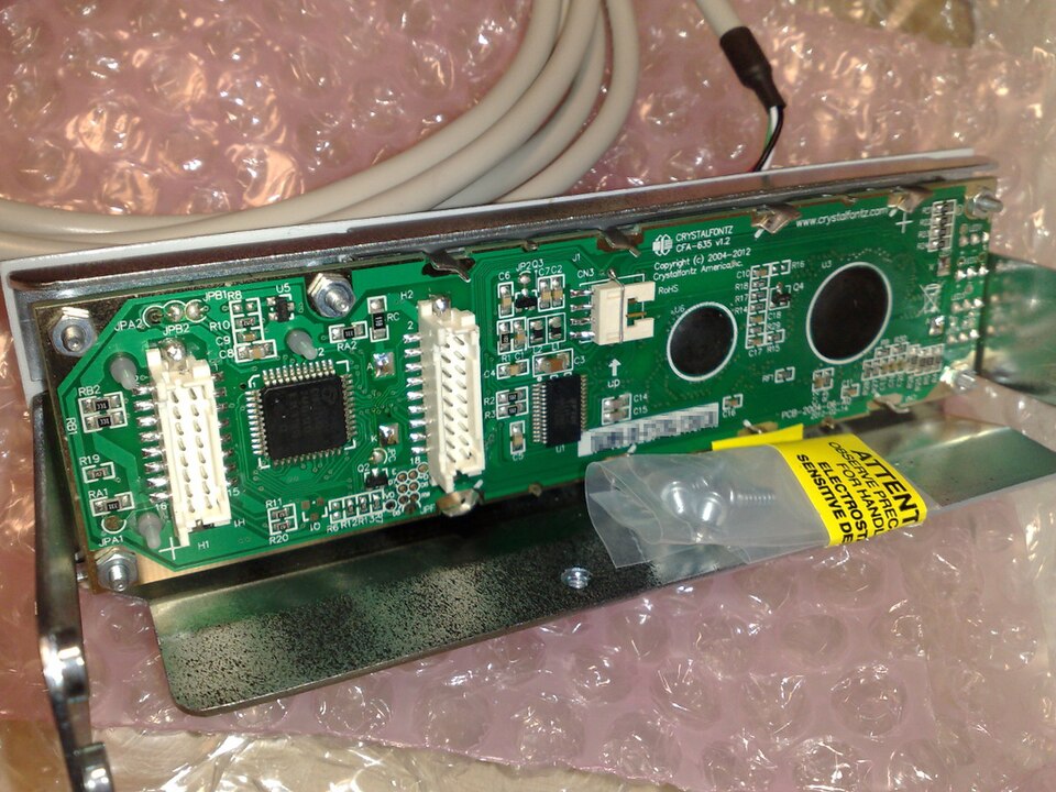 File:Crystalfontz CFA-635 back view.jpg