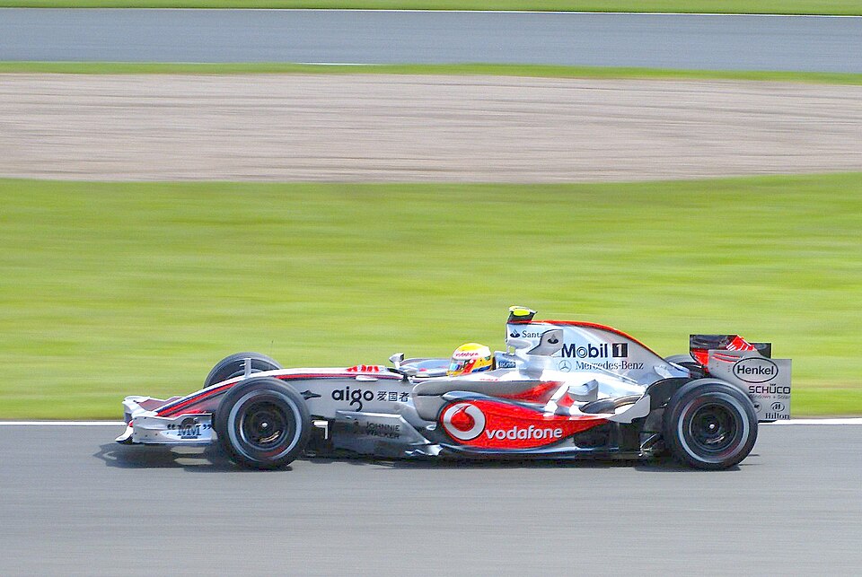 File:Lewis Hamilton 2007 Britain.jpg