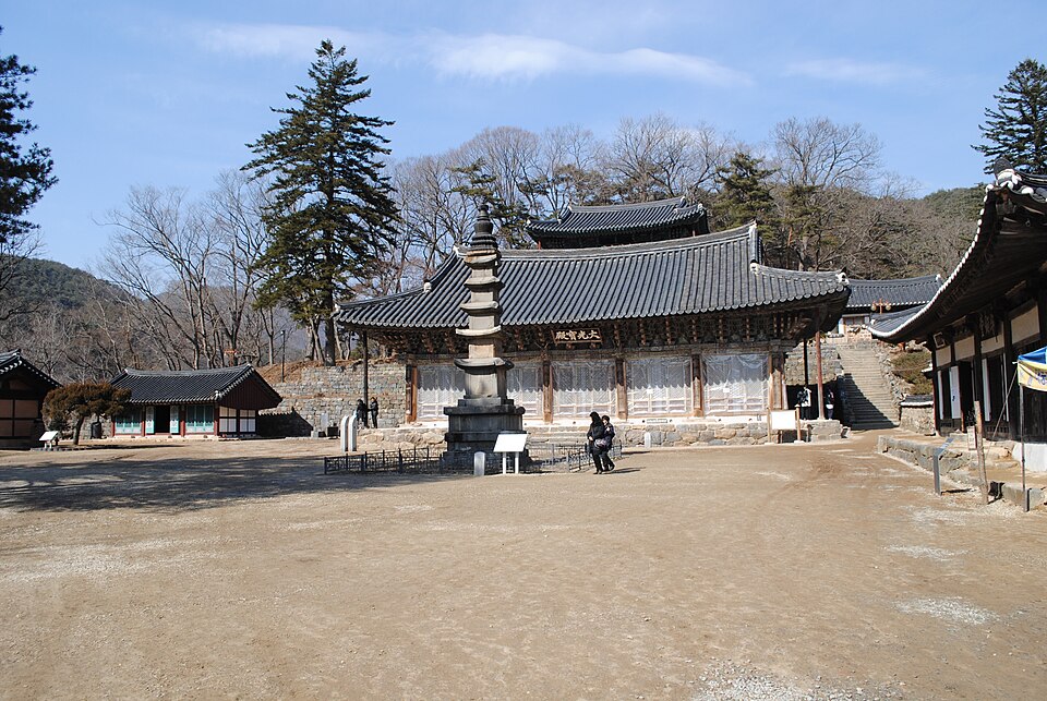 File:Magoksa.JPG