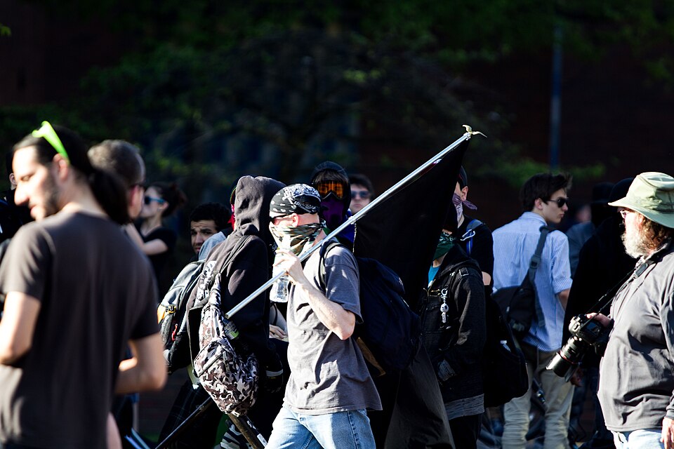 File:May Day IMG 5066 (14087178084).jpg