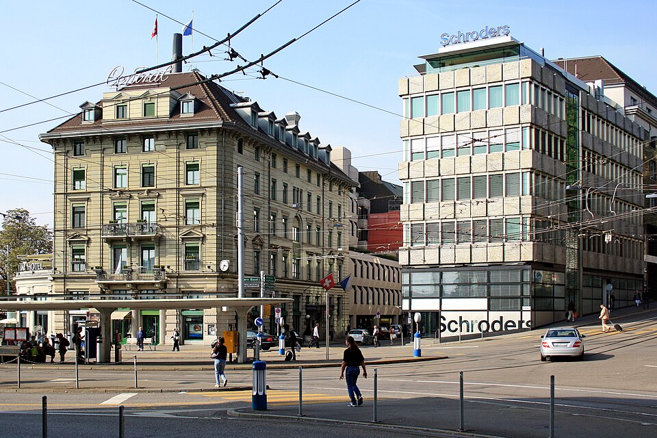File:Zürich - Central IMG 0567 ShiftN.jpg