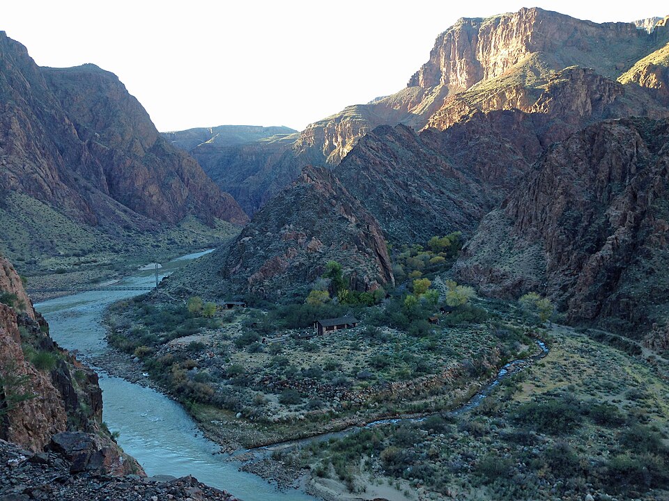 File:Bright Angel Cr confluence.JPG