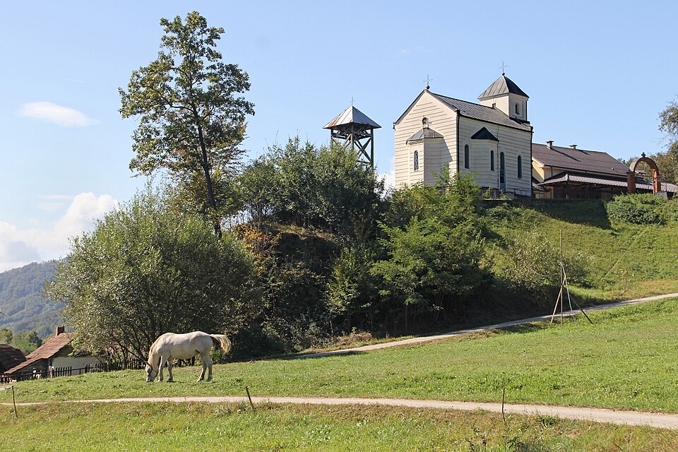 File:Luke kod Ivanjice 02.jpg