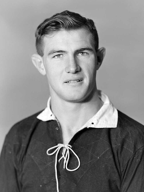 File:Peter Frederick Hilton Jones c1951.jpg