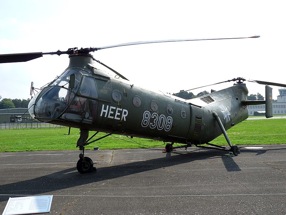 File:Piasecki Gatow1.jpg