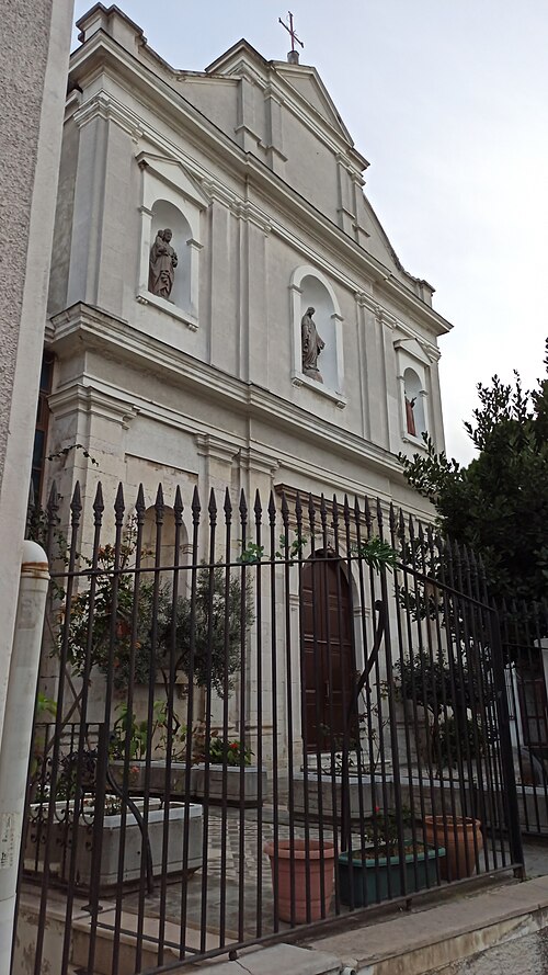 File:SantoStefanoRomanCatholicChurchInYesilkoy01.jpg