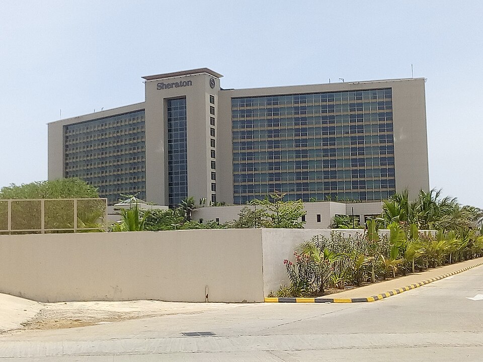File:Sheraton Grand Conakry.jpg