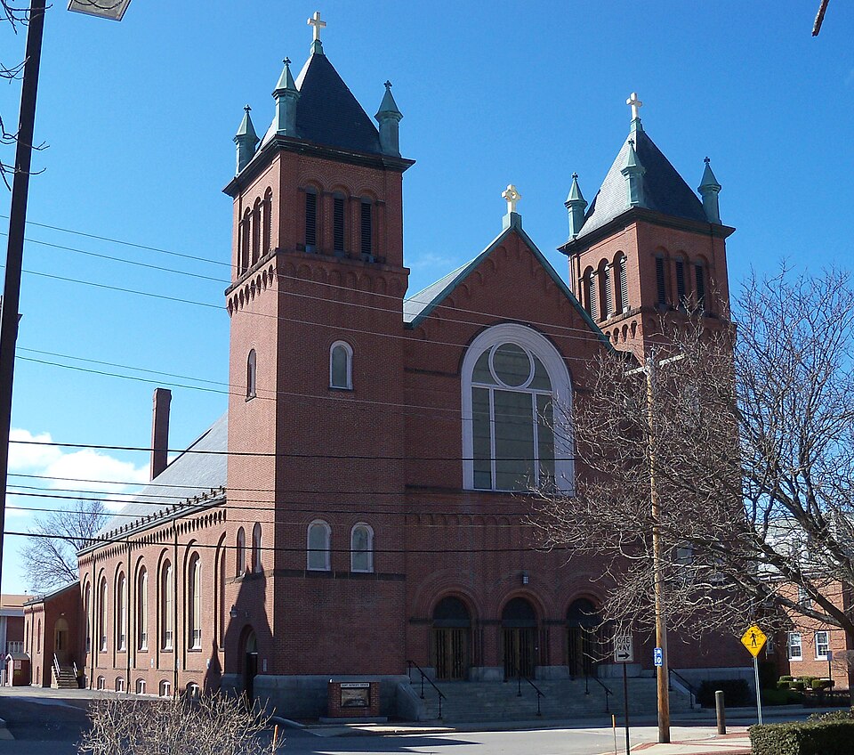 File:St. Patrick Catholic Church Nashua 5.JPG