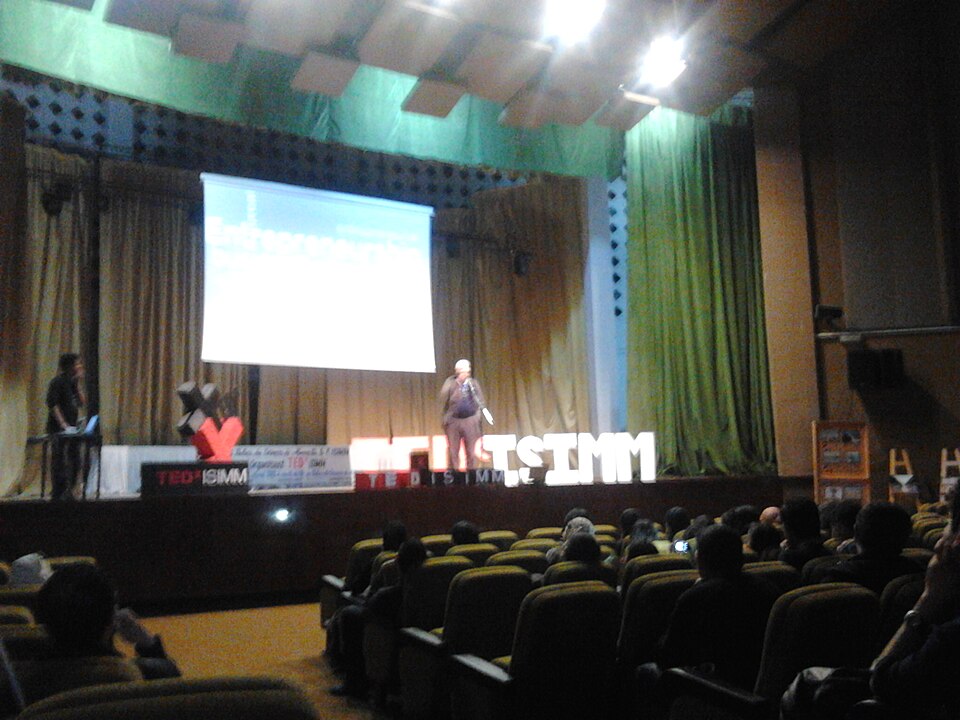 File:TEDx isimm 2.jpg