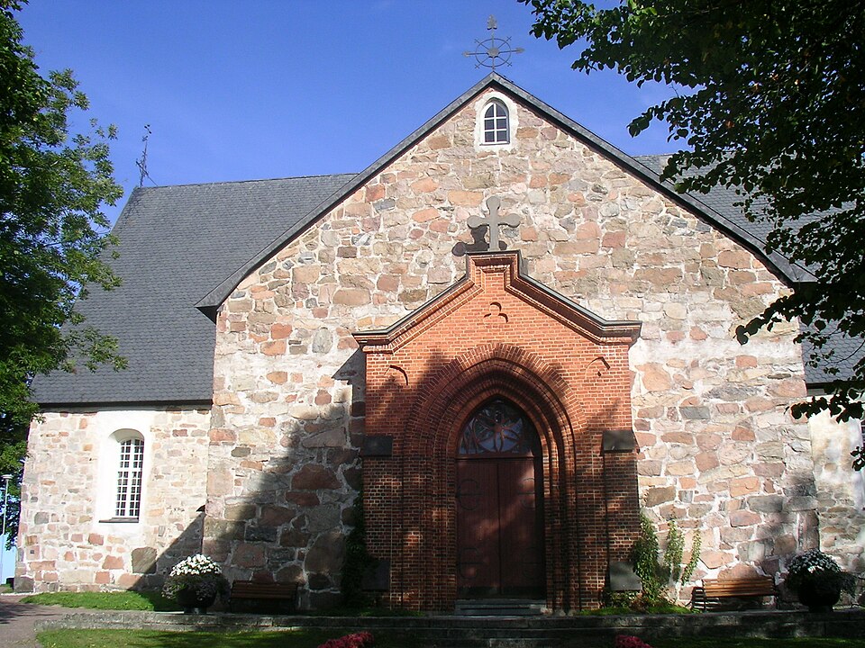 File:Halikko church 2.JPG