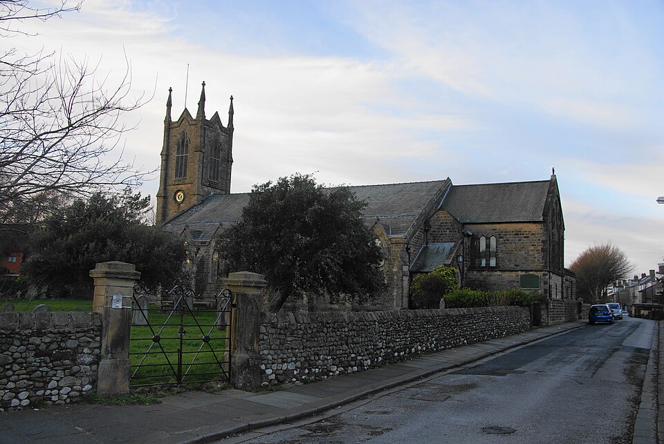 File:Holy Trinity Church, Morecambe.jpg