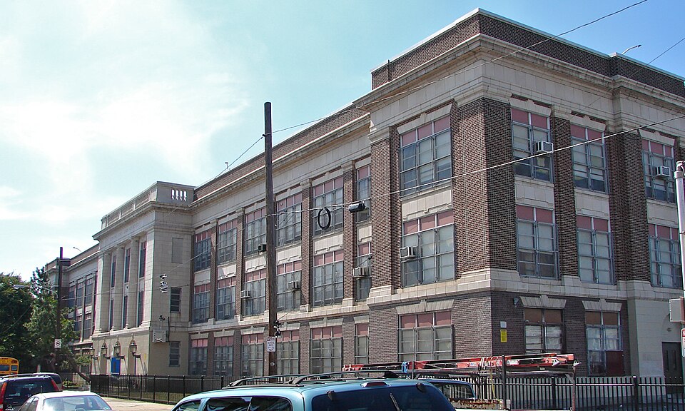 File:JP Jones School Philly.JPG