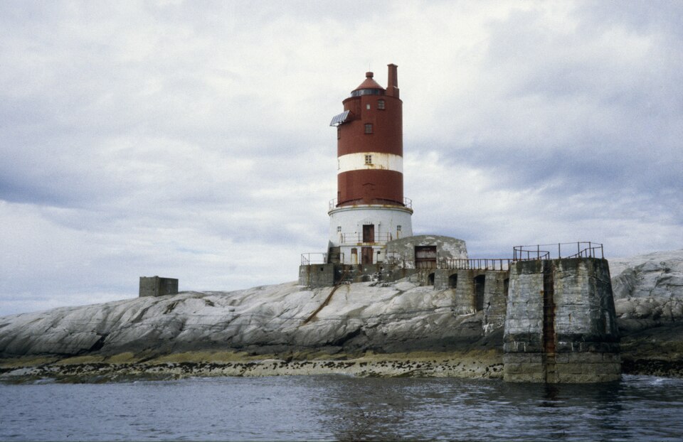 File:Kaura lighthouse in Roan.tif