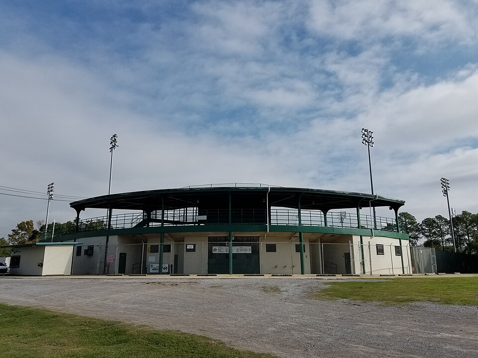 File:Pete Goldsby Field (Baton Rouge, Louisiana).jpg