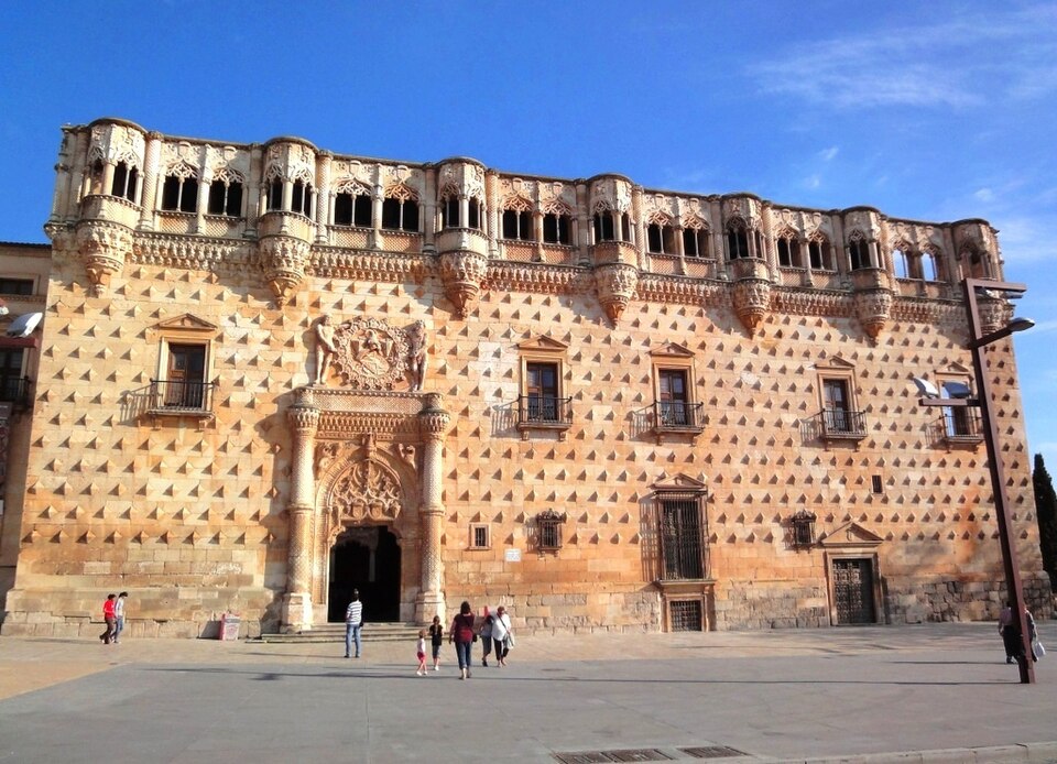 File:1004 03 Guadalajara-Palacio Infantes (11).JPG