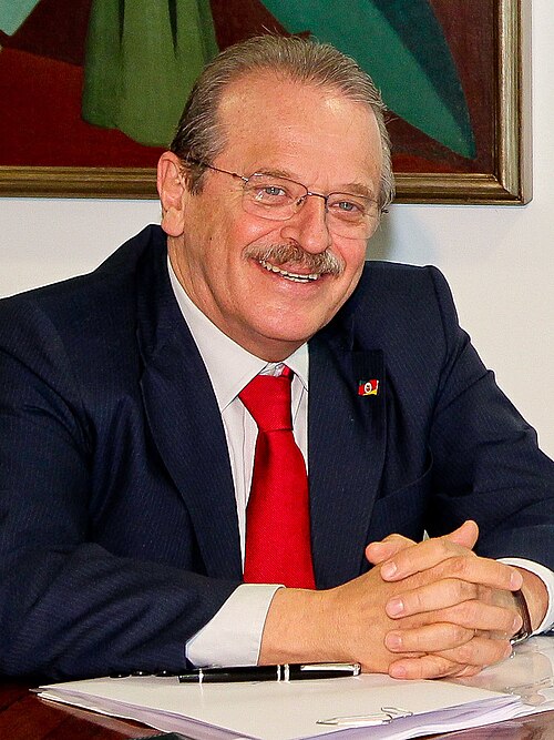 File:Brasília - DF (5876881380) (cropped).jpg