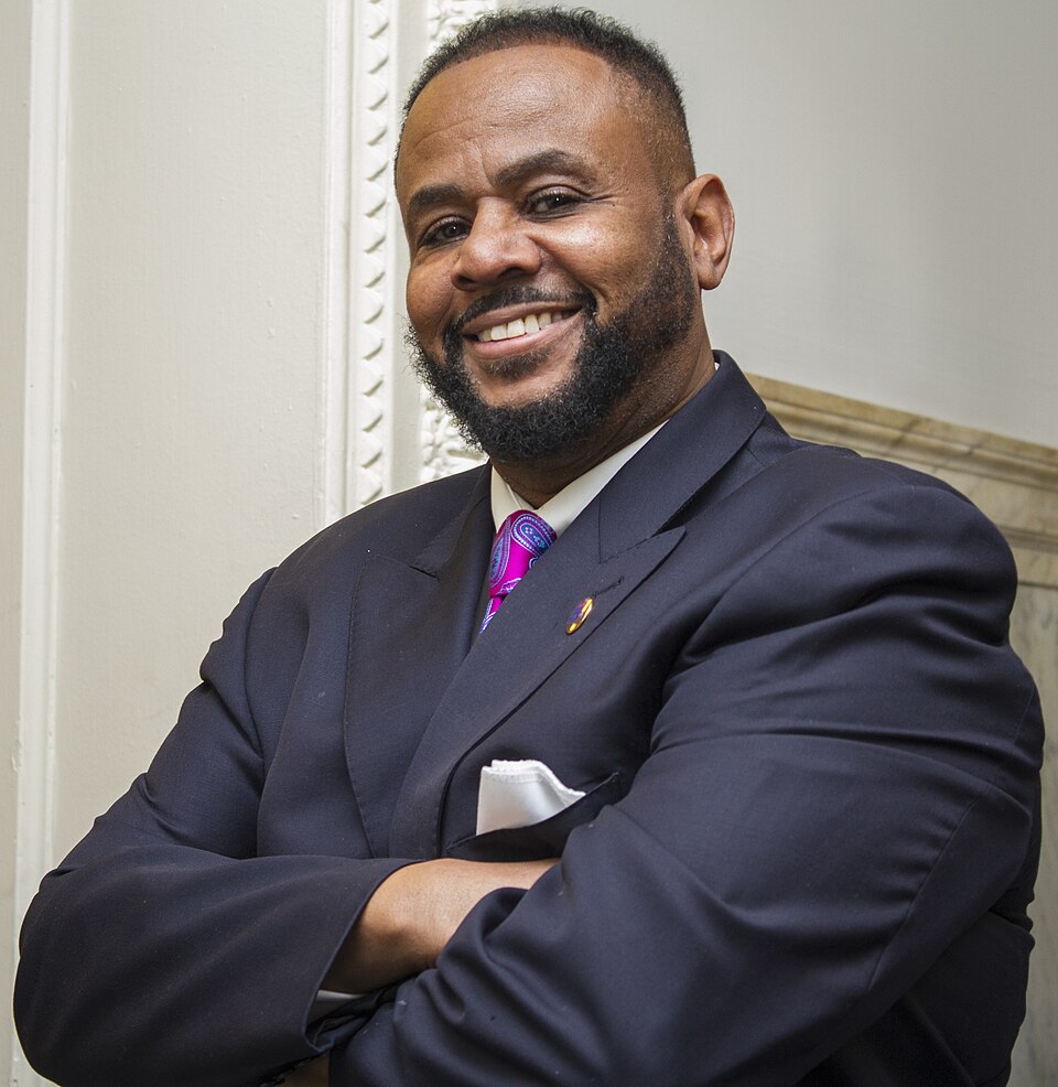 File:Curtis Jones Jr. Post-Inauguration 2016 (cropped).jpg