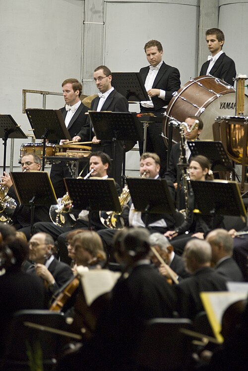 File:Filharmonie Brno.jpg