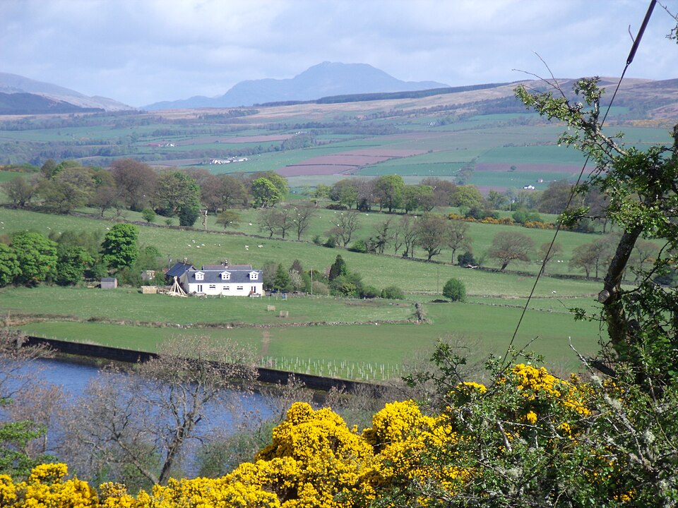 File:Kilmacolm rural.jpg