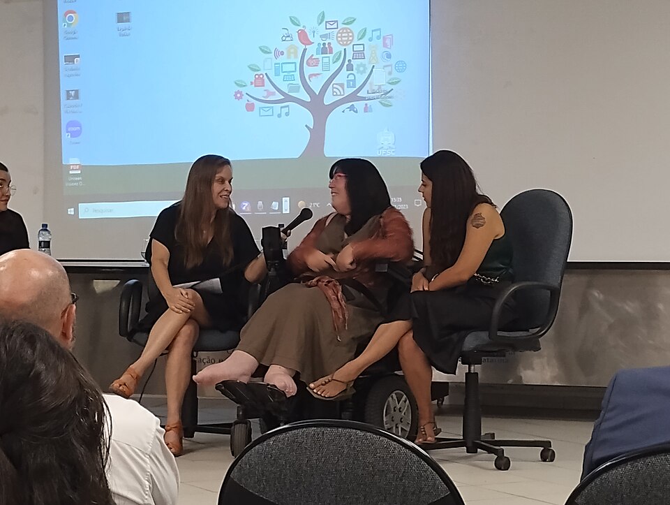 File:Rosaleen McDonagh na UFSC.jpg