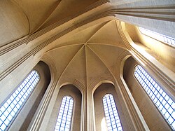 Vaulting detail