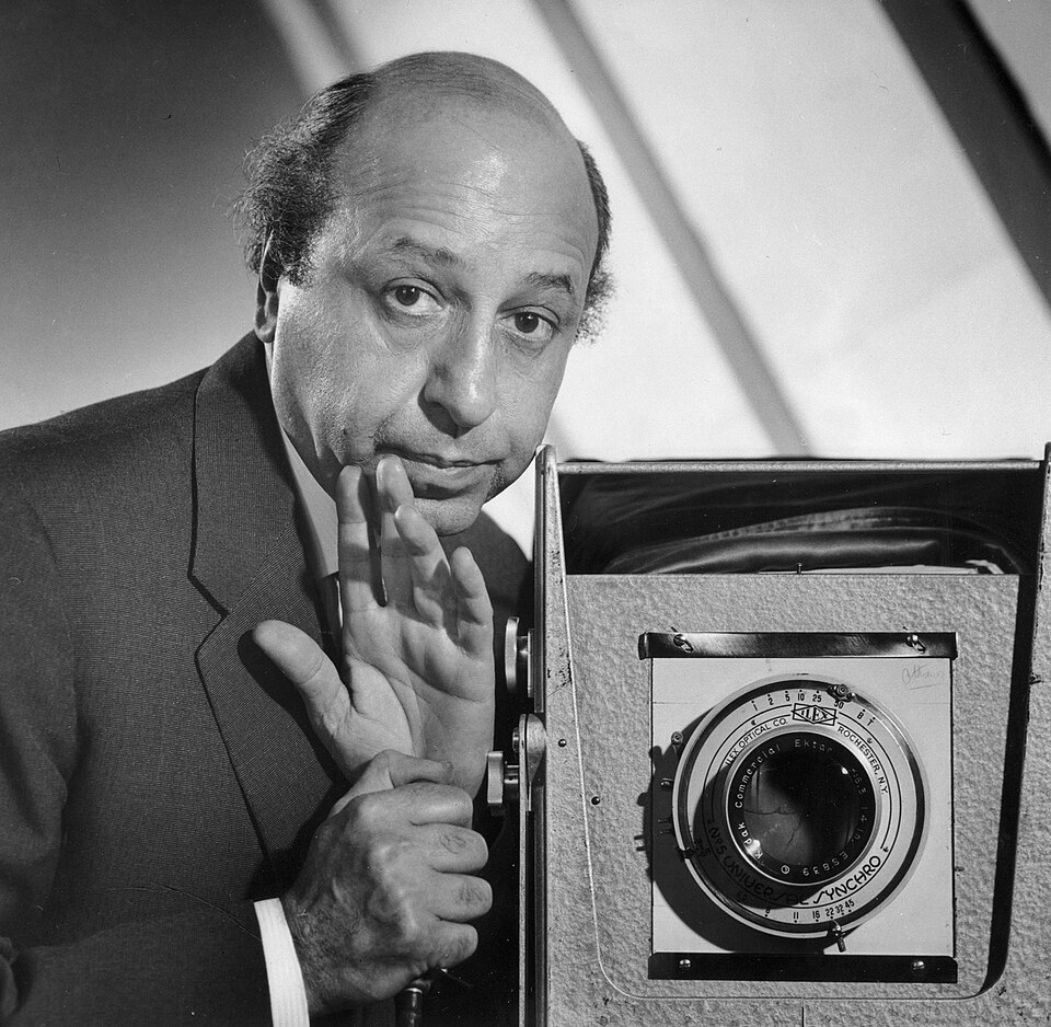 File:Yousuf Karsh 1958.jpg