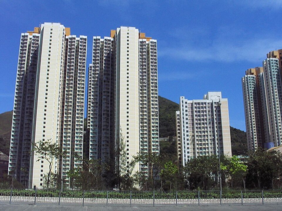 File:Choi Ming Court W.jpg