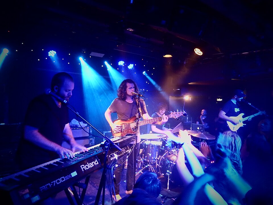 File:Kongos, Dingwalls, London (46534738755).jpg