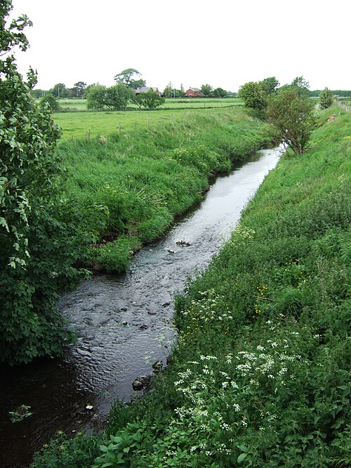 File:River Tawd.JPG