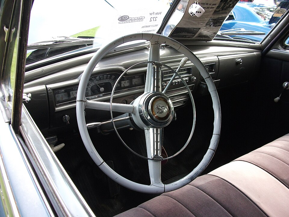 File:1952 Plymouth Cranbrook (4794329835).jpg