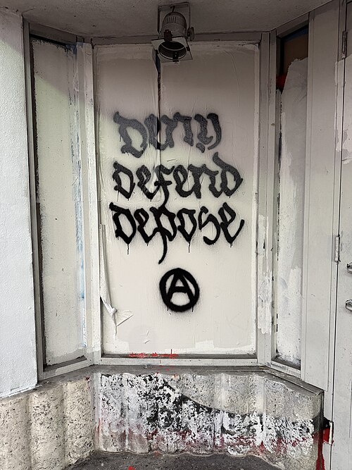File:Deny Defend Depose, Miami Beach.jpg