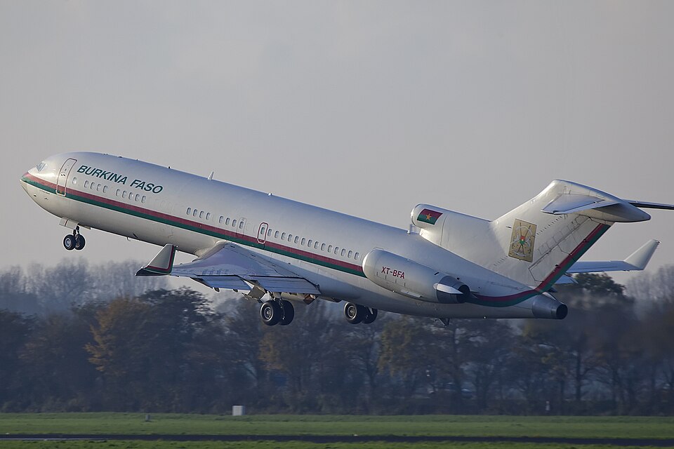 File:XT-BFA B727 Burkina Faso (6328516101).jpg