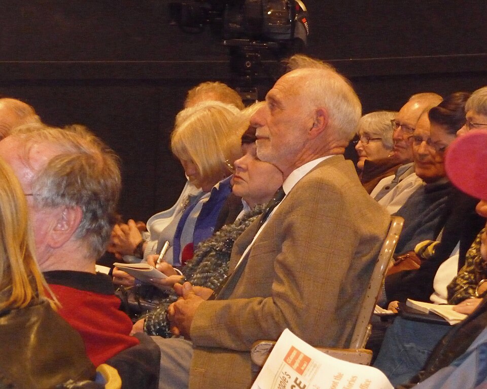 File:David Anderson April 2011.jpg