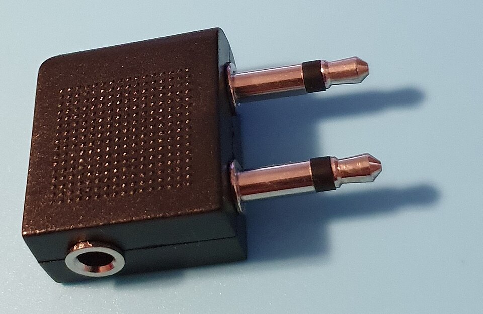 File:Headset adaptor.jpg
