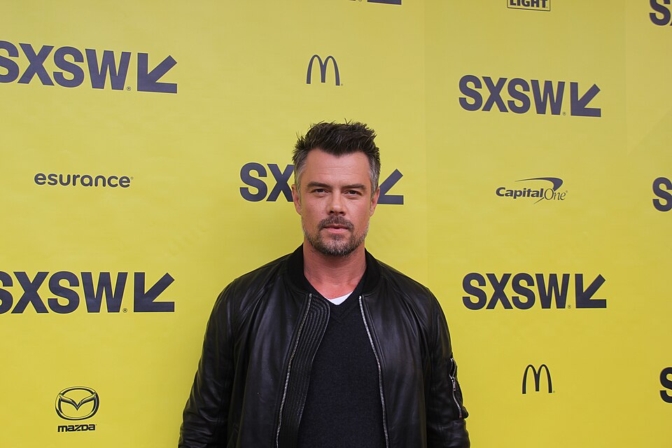 File:Josh Duhamel SXSW 2017.jpg
