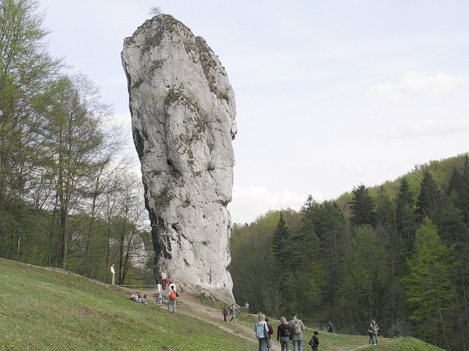 File:Maczuga Herkulesa from Castle.JPG
