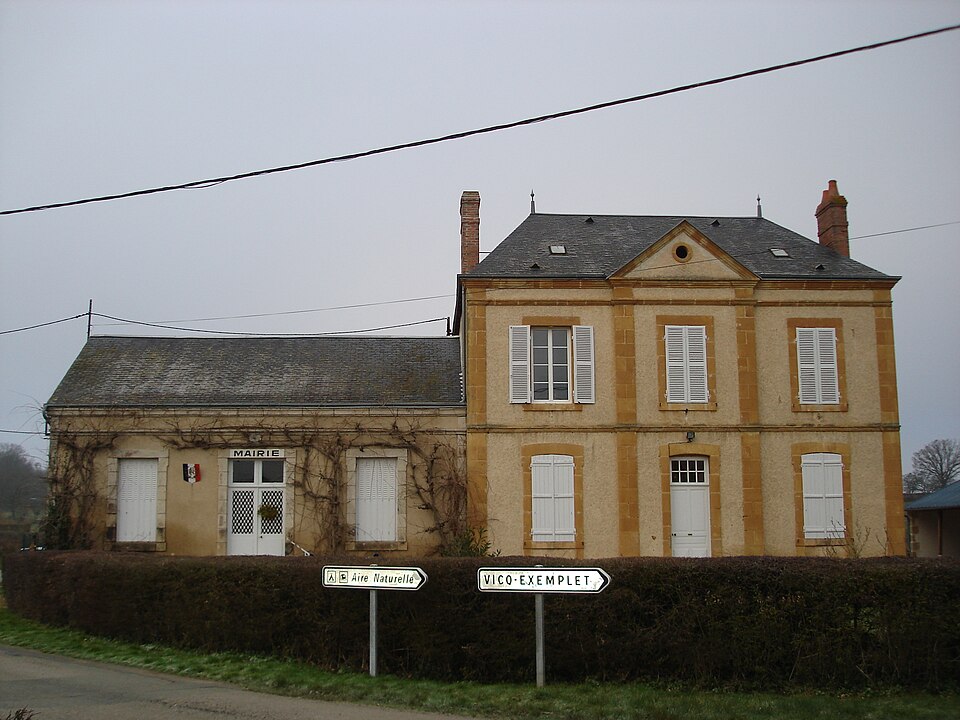 File:Néret (36) - Mairie.jpg